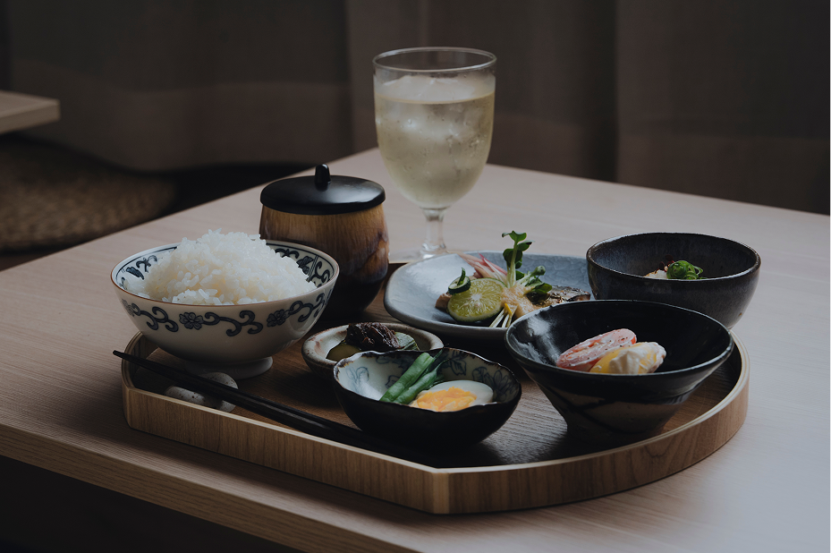 朝食